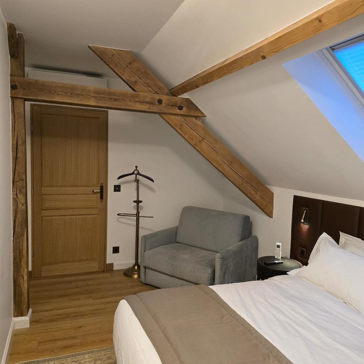 Le Cottage Maisonnette Dans Corps De Ferme Ollainville 外观 照片