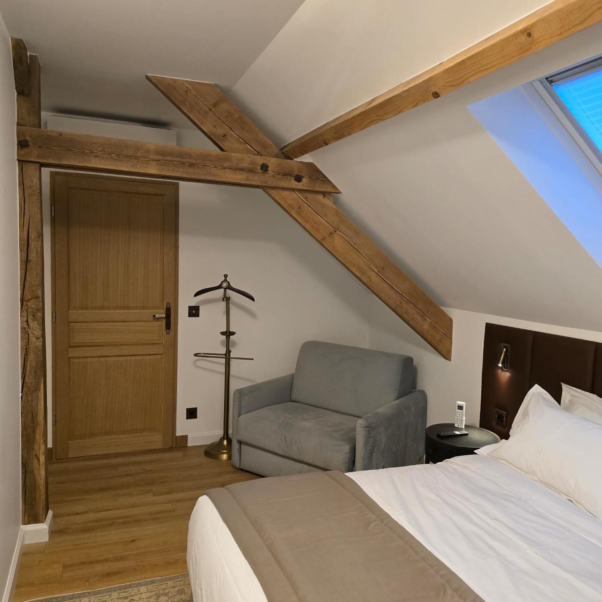 Le Cottage Maisonnette Dans Corps De Ferme Ollainville 外观 照片